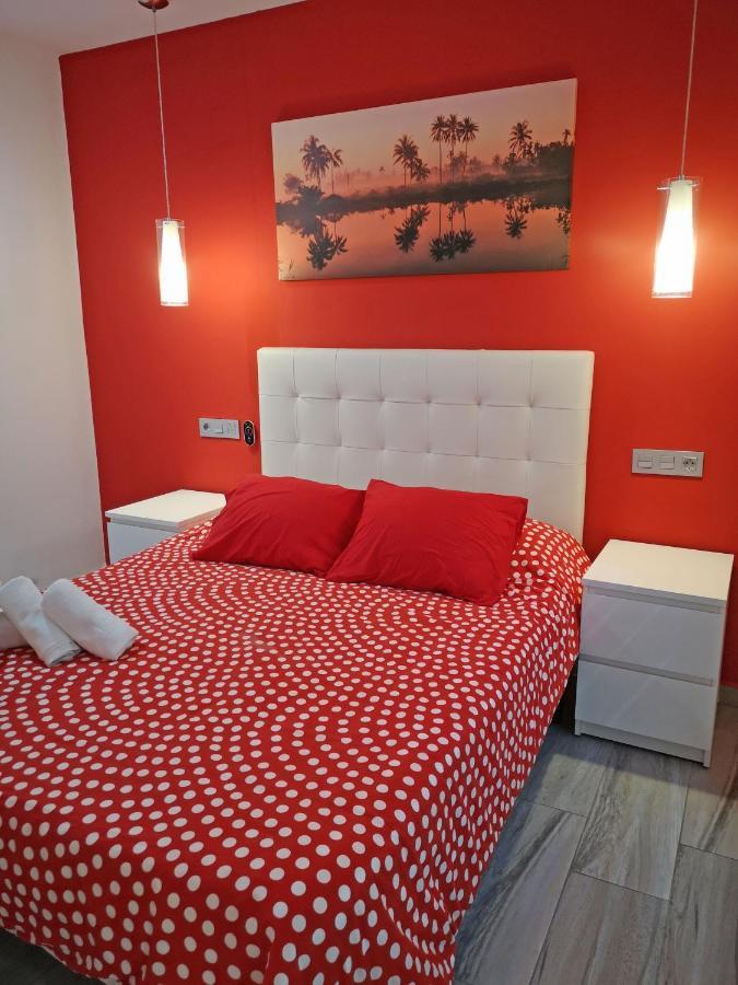Conil Red-Black Apartment Conil De La Frontera Exteriör bild